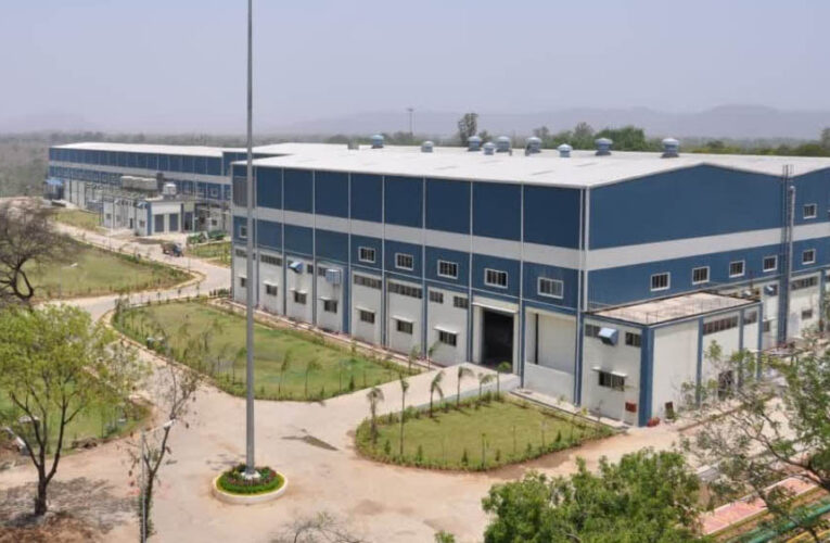 नर्मदा किनारे हाईटेक मशीनें बनाएंगी करारे करेंसी पेपर, 1788 करोड़ का निवेश करेगा रुई नोट