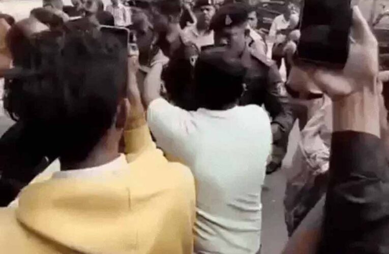 गृहमंत्री विजय शर्मा के बंगले के सामने पहुंचे CAF कैंडिडेट्स, खाली पदों पर भर्ती की मांग