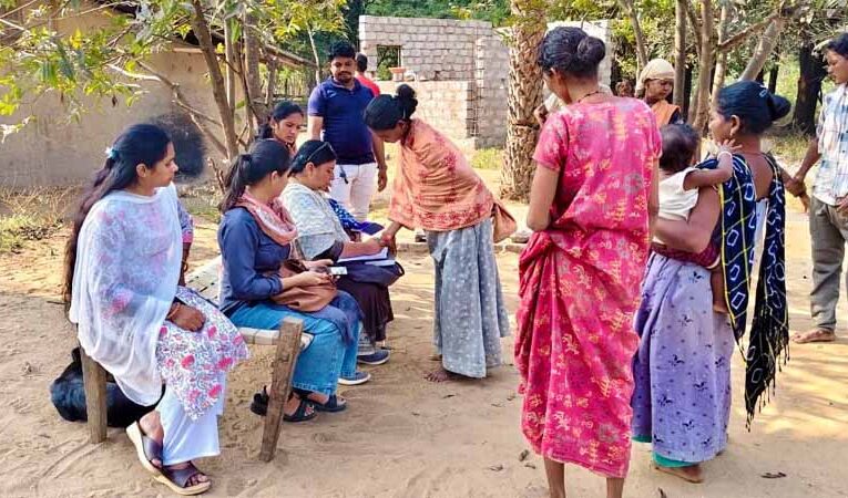 ‘बाल विवाह मुक्त छत्तीसगढ़’ अभियान में जुटी टीमें, नदी-नाले पार कर बचाया भविष्य