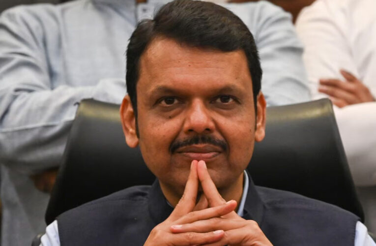 मुंबई मेयर चुनाव में नया मोड़, फडणवीस सरकार के कदम से बदल गया पूरा खेल