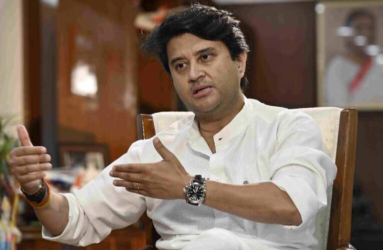 सिंधिया का बड़ा बयान: “कांग्रेस में था, तब नहीं जानता था दिग्विजय सिंह क्या चाहते हैं