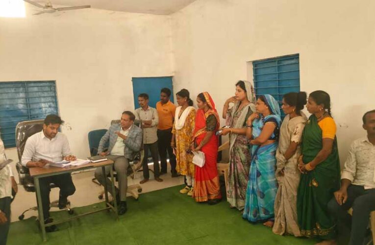 निर्वाचक नामावली के विशेष गहन पुनरीक्षण कार्यों का रोल ऑब्ज़र्वर अभिनव गुप्ता ने किया निरीक्षण