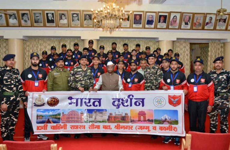 राज्यपाल बागडे से मिला कश्मीर का छात्र प्रतिनिधिमंडल, “एक भारत श्रेष्ठ भारत की आत्मा है कश्मीर”