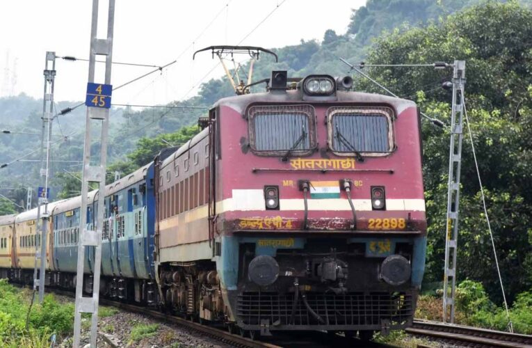 भोपाल से गुजरने वाली ट्रेनों में सादे कपड़ों में गश्त करेंगे जवान, नया सुरक्षा मॉडल लागू