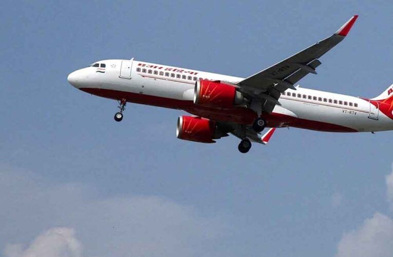 दिल्ली से उड़ान भरते ही बड़ा हादसा टला, 190 यात्रियों वाले विमान के APU में लगी आग