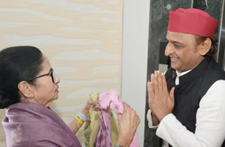 ‘दीदी’ की चाल, BJP पर हमला; ममता-मुलाकात से अखिलेश का डबल निशाना, कांग्रेस में बढ़ी घबराहट