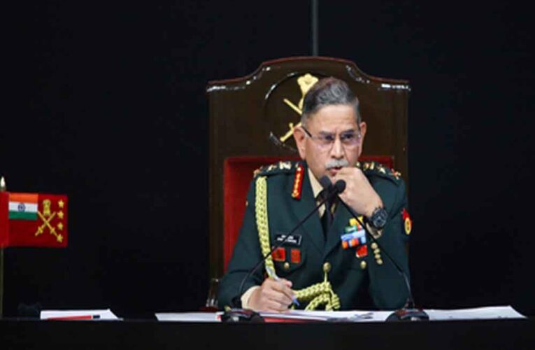 जम्मू-कश्मीर में आतंक पर वार, 31 आतंकी ढेर; आर्मी चीफ बोले– अब टेररिज्म से टूरिज्म की ओर बढ़ रहा प्रदेश