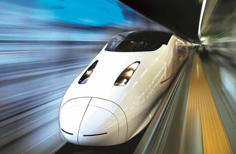 देश में जल्द चलेगी बुलेट ट्रेन, अश्विनी वैष्णव ने किया ऐलान, वंदे भारत स्लीपर का पहला रूट गुवाहाटी-कोलकाता
