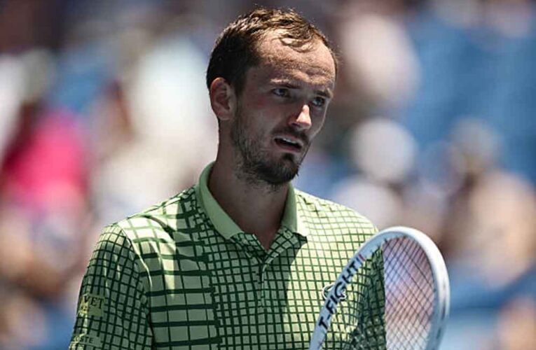 ऑस्ट्रेलियन ओपन: मेदवेदेव ने जेस्पर डी जोंग को हराकर दूसरा दौर सुनिश्चित किया