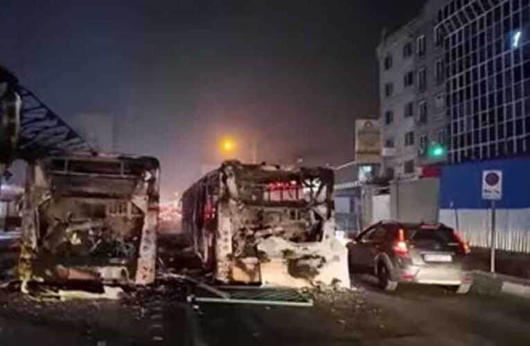 ईरान में हालात बेकाबू, भारत ने अपने नागरिकों से कहा—तुरंत देश छोड़ें, अब तक 2000 मौतें