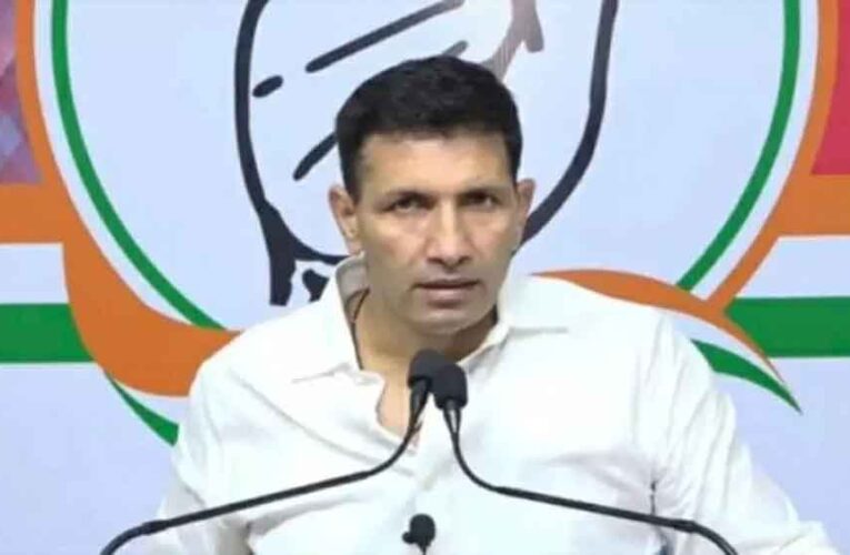 RSS कार्यालय पहुंचे इंदौर कलेक्टर, जीतू पटवारी ने शिवम वर्मा पर उठाए सवाल – ‘अधिकारी नहीं, BJP कार्यकर्ता की तरह काम कर रहे’