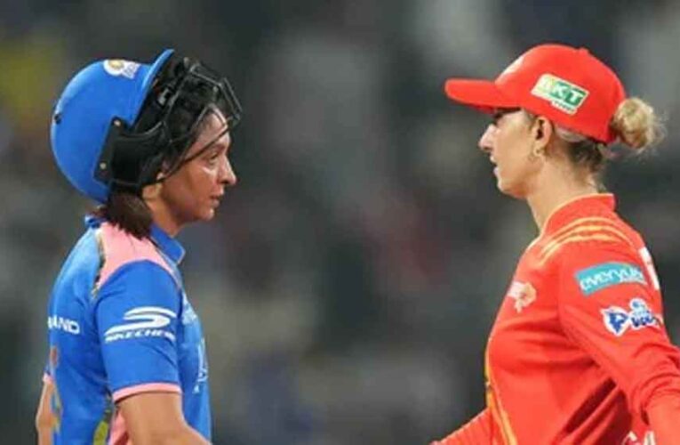 WPL Playoff Race: मुंबई बनाम गुजरात मुकाबला बनेगा गेमचेंजर, एक जीत से बदल सकती है पूरी तस्वीर