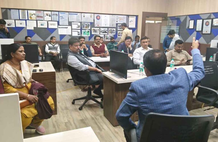 छः राज्यों के अफसरों ने इंदौर में देखी स्मार्ट मीटरिंग