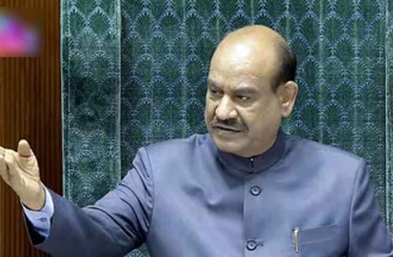 ज्यादा बात करनी है तो बाहर जाइए… लोकसभा में शोर पर भड़के ओम बिरला, सांसदों को सख्त चेतावनी