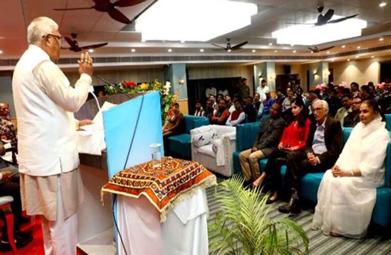 वंदे मातरम् गीत और बिरसा मुण्डा के संघर्ष ने स्वतंत्रता आंदोलन को दिया जनाधार : राज्यपाल पटेल