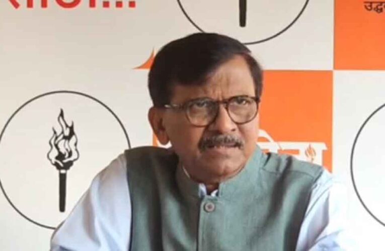 संजय राउत का आरोप: ताज होटल को जेल में बदल दिया, मेयर के सस्पेंस के बीच Eknath Shinde पर हमला