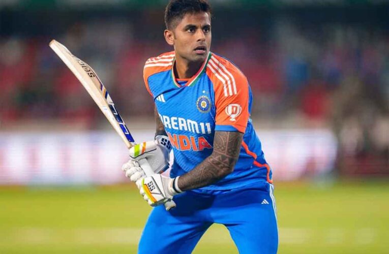 ICC रैंकिंग: सूर्यकुमार यादव लौटे टॉप-10 में, अभिषेक नंबर 1 बरकरार