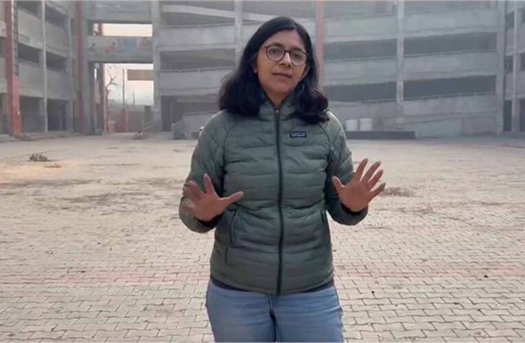 दिल्ली के सरकारी स्कूल की नई बिल्डिंग जर्जर! स्वाति मालीवाल का बड़ा हमला— सिसोदिया पर भ्रष्टाचार के गंभीर आरोप