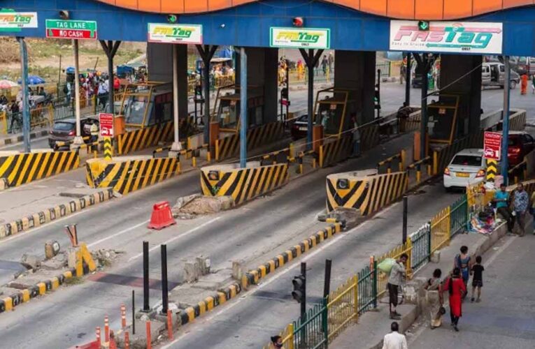 सरकार ने बदले टोल टैक्स के नियम, अब 70% तक की छूट, जानें कहां मिलेगा फायदा