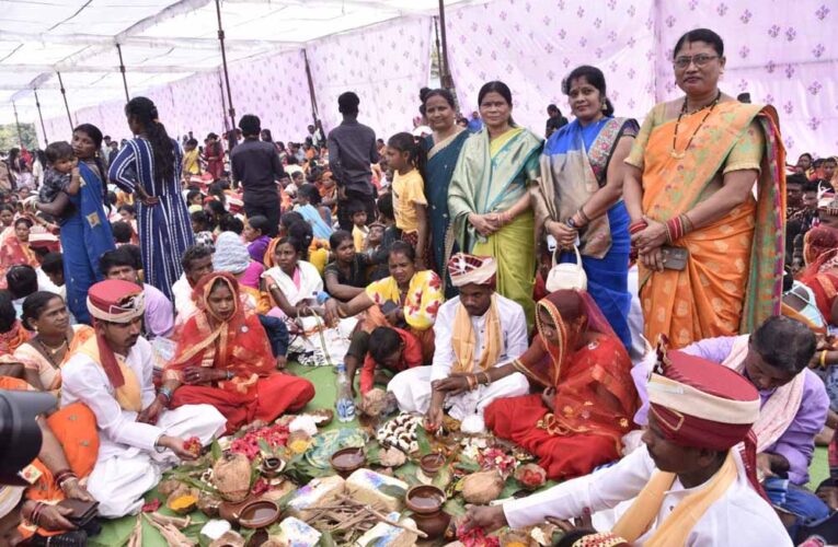 बस्तर के सिटी ग्राउंड में एक साथ 280 शादियां, शहनाइयों की गूंज के साथ छत्तीसगढ़ ने रचा वर्ल्ड रिकॉर्ड