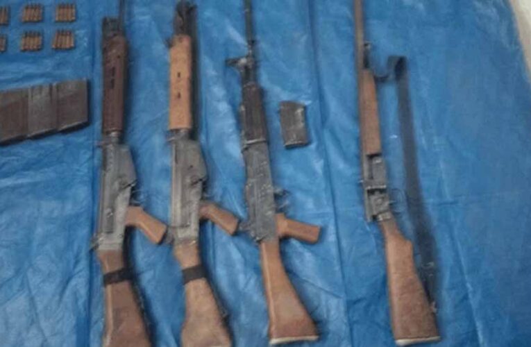 जंगल से निकला नक्सली हथियारों का जखीरा, ई-30 ऑप्स टीम की बड़ी कार्रवाई