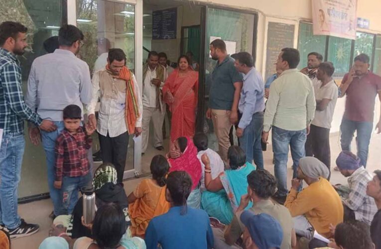 मेडिकल कॉलेज अस्पताल में इलाज के दौरान 13 वर्षीय बालक की मौत, परिजनों का हंगामा