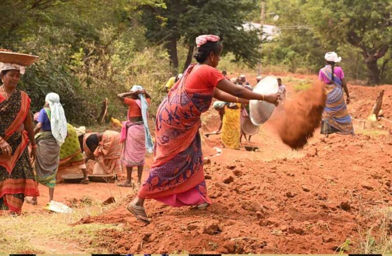 राज्यों ने केंद्रीय योजनाओं के 43,000 करोड़ रुपये नहीं खर्च किए