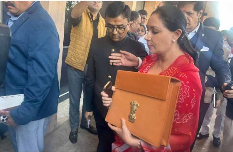 राजस्थान बजट 2026: युवाओं को 10 लाख का लोन, बीकानेर-जैसलमेर में नए सोलर पार्क, हर घर नल योजना