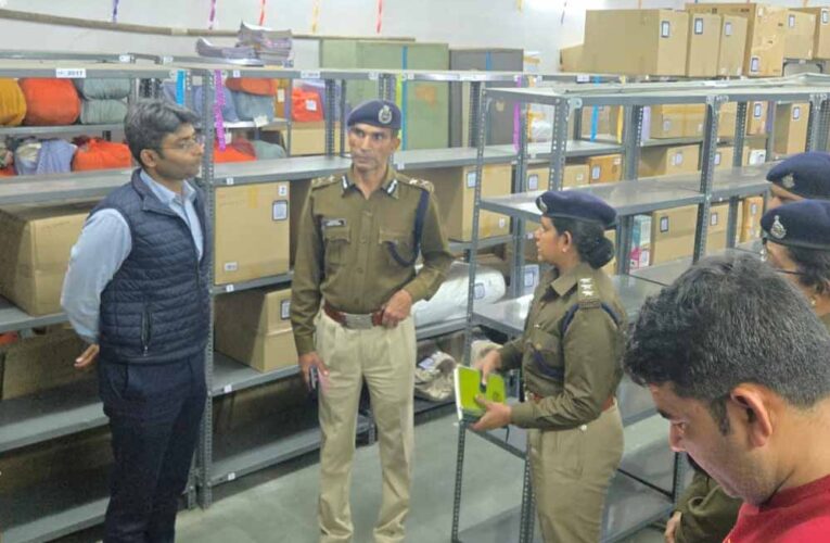 पुलिस आयुक्त संजय कुमार ने किया टीटी नगर थाने का औचक निरीक्षण