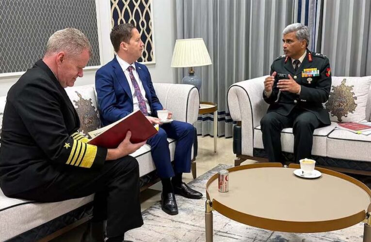 पाकिस्तान बॉर्डर पर अमेरिकी दूत का दौरा, वेस्टर्न कमांड पहुंचने से क्यों मची हलचल?