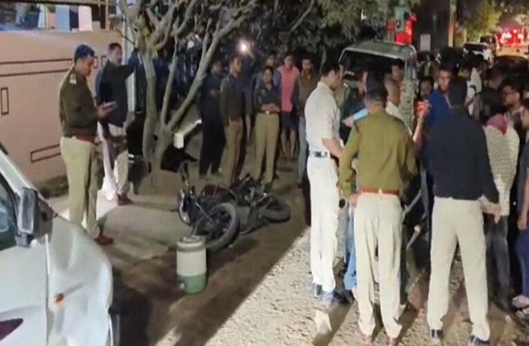 बिलासपुर में सराफा कारोबारी से 3.35 करोड़ की लूट, VIDEO में कार टक्कर, पिस्टल और हथौड़े से हमला, 2KG सोना-कैश लेकर फरार