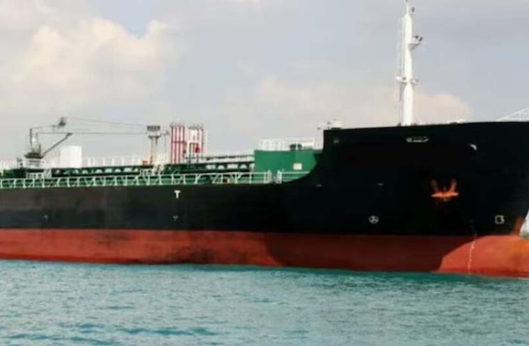 पाकिस्तान सीमा से गुपचुप छुपा ईरानी टैंकर, भारत में घुसते ही कोस्टगार्ड ने पकड़ी चालाकी