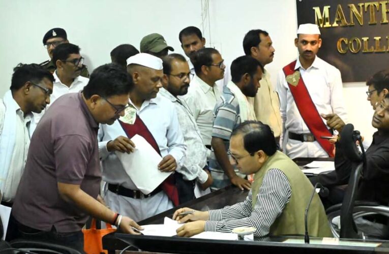 जनदर्शन में कलेक्टर ने सुनीं सैकड़ों फरियादें, त्वरित निराकरण के दिए निर्देश