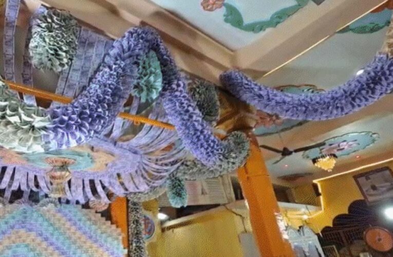 उज्जैन के शिव मंदिर को 1.31 करोड़ के नोटों से सजाया, भगवान का मुकुट और माला भी बने नोटों से