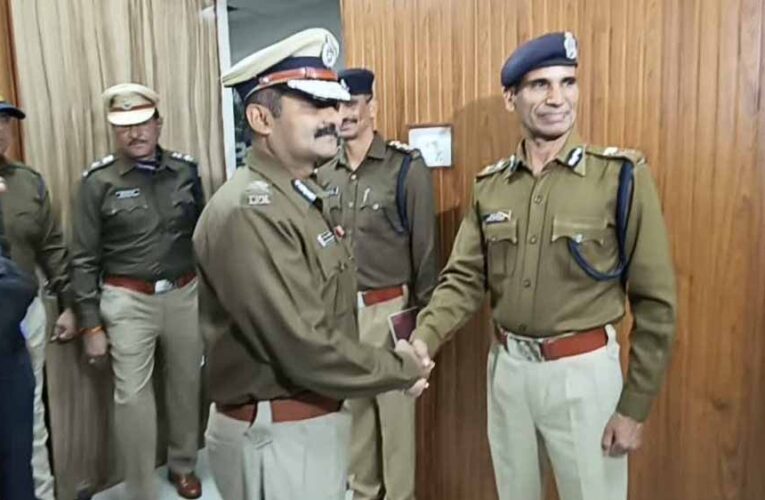 नक्सलियों का सफाया कर भोपाल पहुंचे संजय कुमार, नए पुलिस कमिश्नर ने संभाली कमान