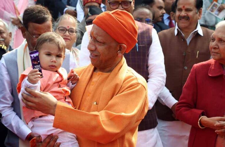 जनसेवा, संवेदना और सुशासन की जीवंत तस्वीर प्रस्तुत करते हैं मुख्यमंत्री