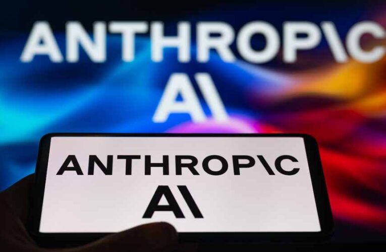 हिला डाला Anthropic AI ने! US में दूसरे दिन भी कोहराम, बड़ी कंपनियों के होश उड़ गए