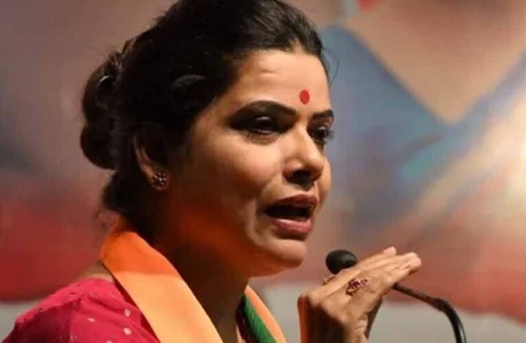 मुंबई में पहली बार बीजेपी का मेयर, रितु तावड़े संभालेंगी पद, शिंदे की शिवसेना को डिप्टी मेयर की जिम्मेदारी