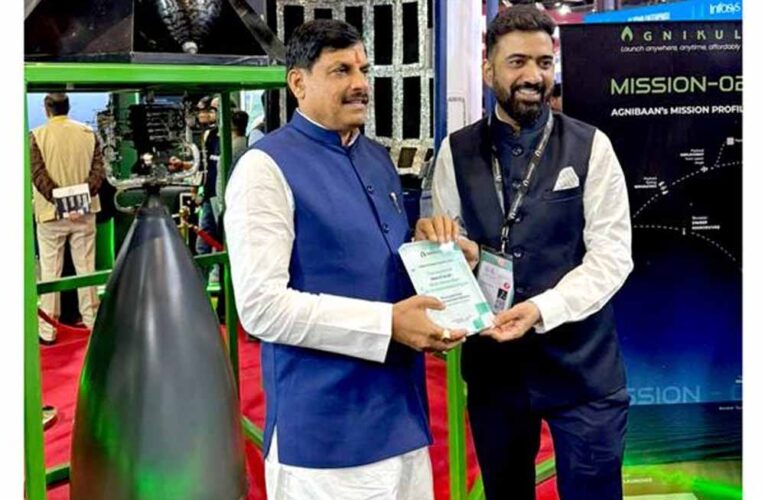 AI Impact Summit में CM डॉ. यादव ने देखा NeevCloud का स्टॉल, टेक्नोलॉजी इनोवेशन की सराहना