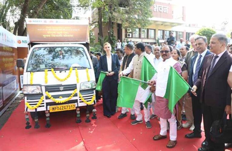 प्रधानमंत्री सूर्य घर – मुफ्त बिजली योजना का करें बेहतर क्रियान्वयन : मंत्री  शुक्ला