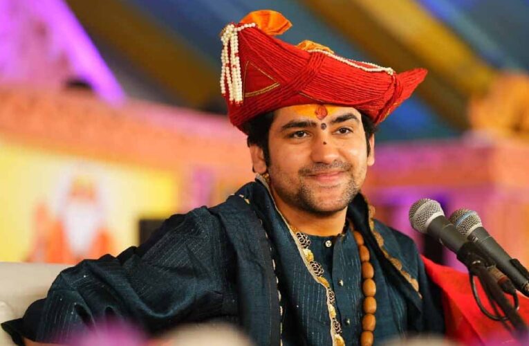 ‘संतों की लड़ाई धर्म को कमजोर कर रही है’: धीरेंद्र शास्त्री ने सनातन धर्म पर दिया बयान