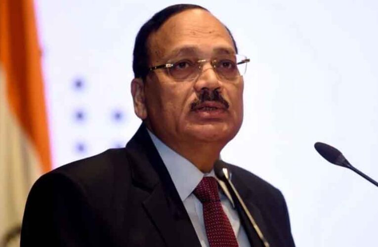 अडानी-अंबानी की ‘बेंच’ वाली टिप्पणी पर भड़के CJI सूर्यकांत, वकील को लगाई कड़ी फटकार