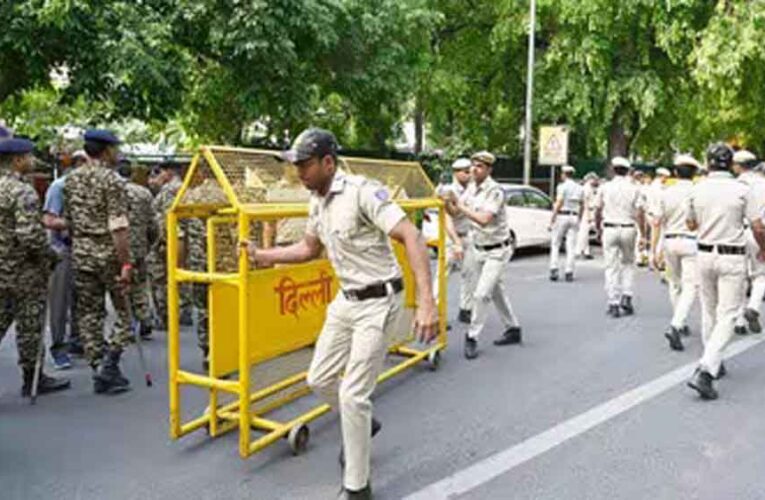 दिल्ली में हाई अलर्ट: हर गाड़ी पर निगरानी, किरायेदारों की पहचान भी कड़ी