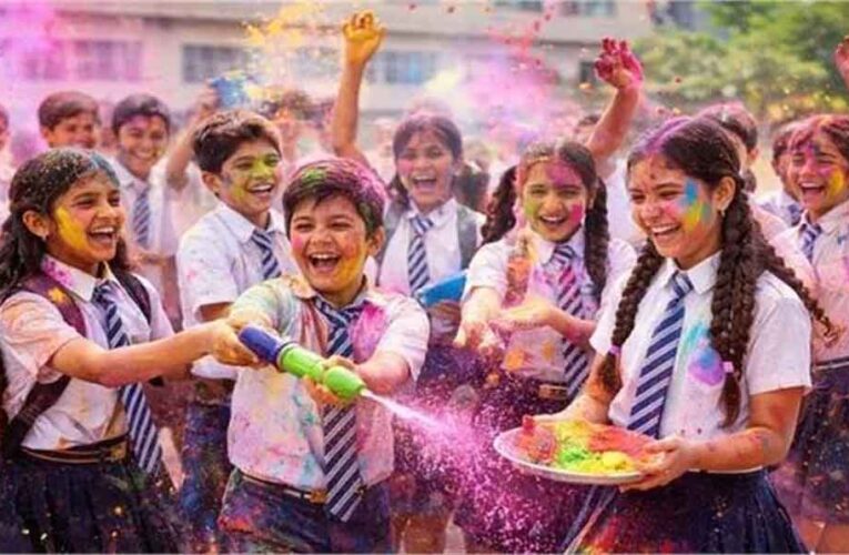 UP में 2 से 4 मार्च तक सरकारी छुट्टियों की बहार, जानें दिल्ली-हरियाणा-पंजाब का पूरा शेड्यूल