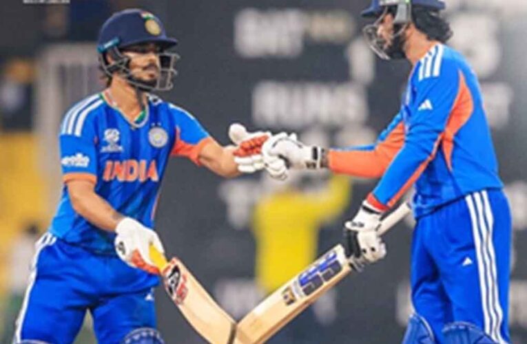 कोलंबो में हाई-वोल्टेज मुकाबला, भारत ने पाकिस्तान को दिया 176 का टारगेट