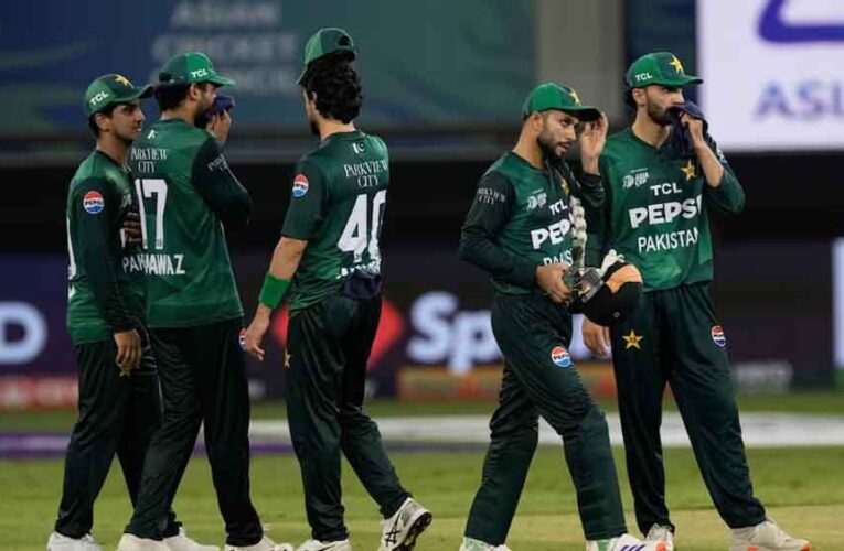 ‘पाकिस्तान क्वालिफाई करे या नहीं, भारत नहीं करेगा…’ PAK क्रिकेटर के बयान से मचा बवाल