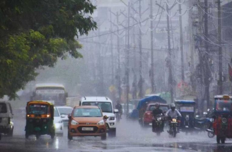 रतलाम में बारिश, इंदौर-ग्वालियर समेत 22 जिलों में अलर्ट; 2 सिस्टम के असर से एमपी का मौसम बदलेगा, उज्जैन-गुना भी भीगेंगे