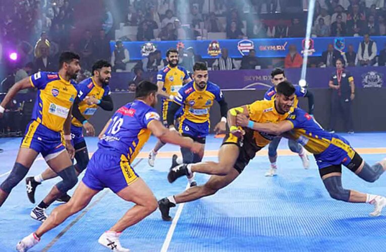 रोहतक रॉयल्स ने इतिहास रचा: पहले कबड्डी चैंपियंस लीग में भिवानी बुल्स को 32–30 से हराया