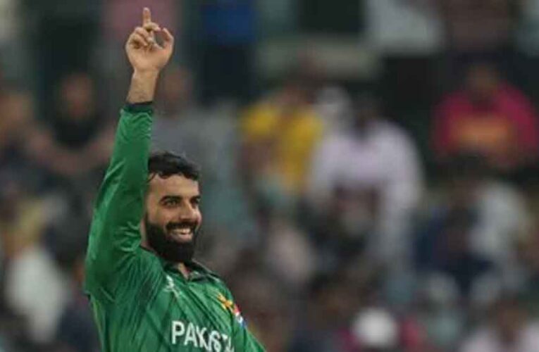 शाहिद अफरीदी का बड़ा बयान: शादाब खान बन सकते हैं पाकिस्तान के नए कप्तान, सलमान अली पर संकट!