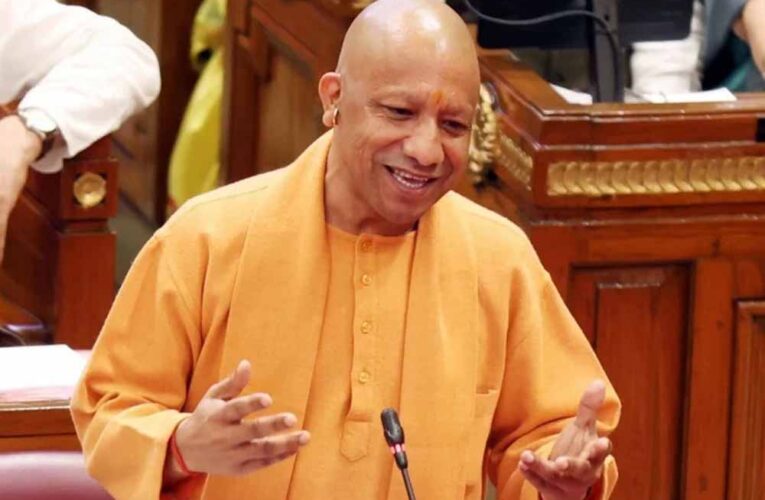 सीएम योगी के ‘टेंपल इकॉनमी मॉडल’ से मजबूत हो रही यूपी की अर्थव्यवस्था